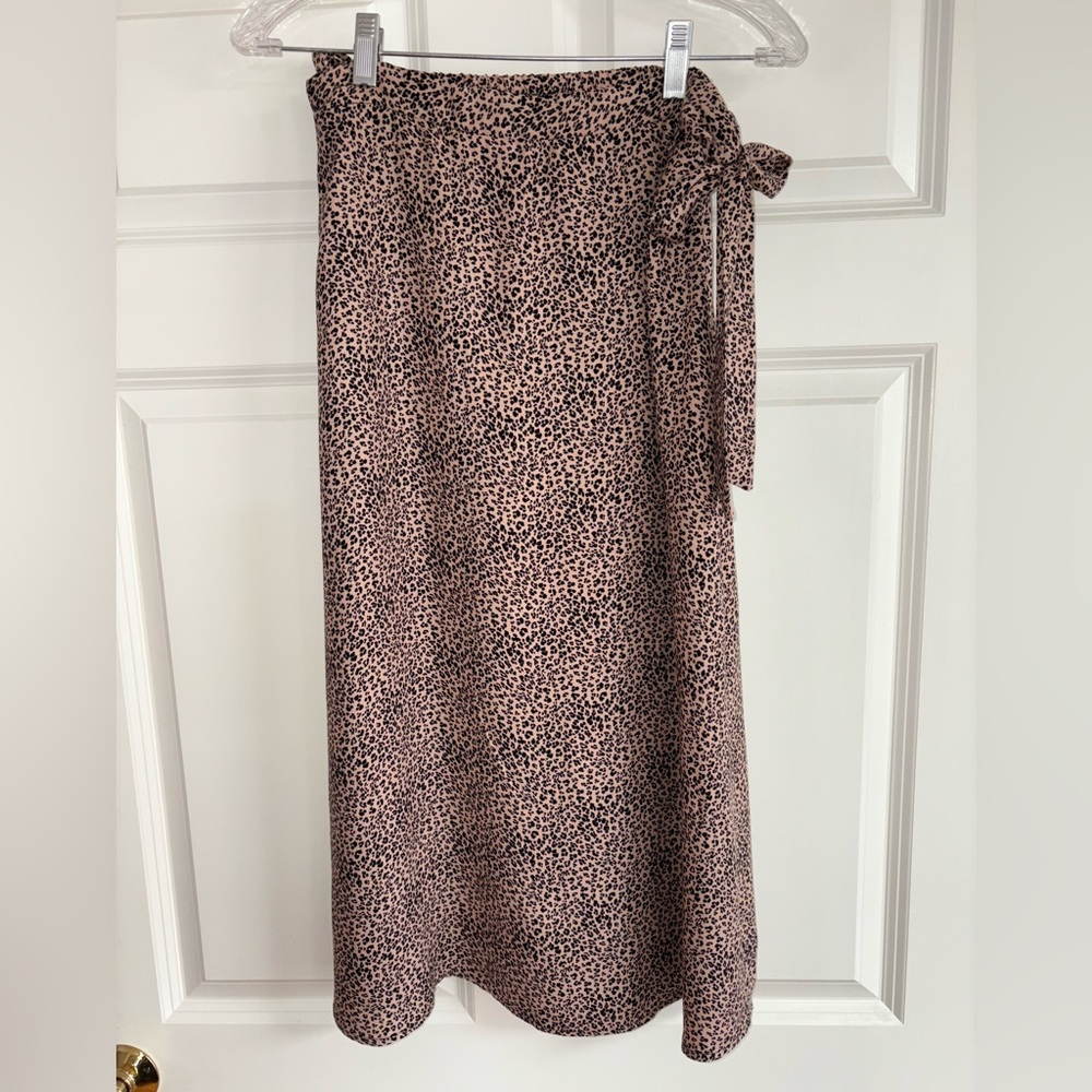 Elegant Animal Print Midi Skirt